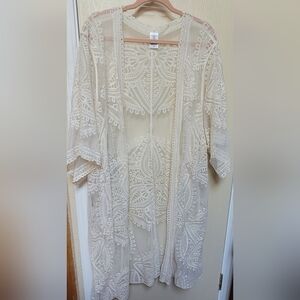 Cream lace duster
